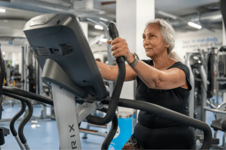 Elderly woman exercising. 